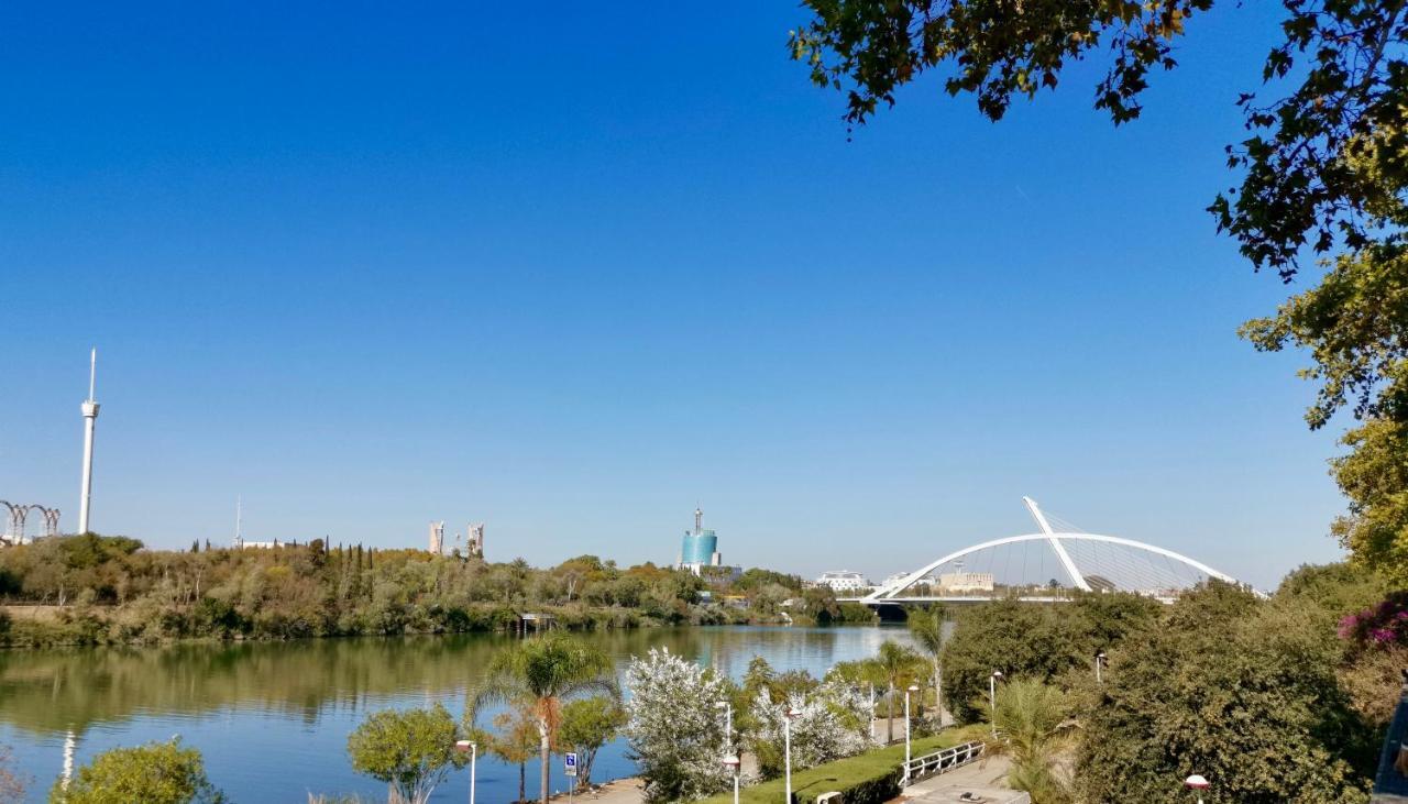 Teodosio Apartment Free Parking & Central Ac Sevilla Eksteriør billede